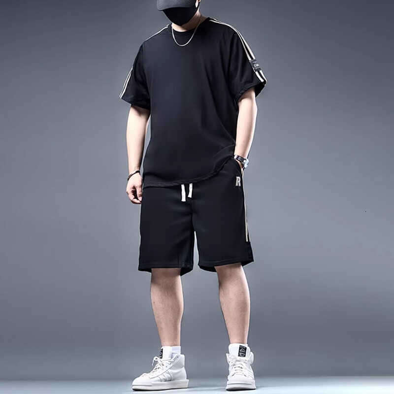 Summer Ice Silk Plus Size Short Sleeve T-Shirt Sports Set for Men, Five-Point Shorts for Big and Tall, Quick-Dry Two-Piece Set