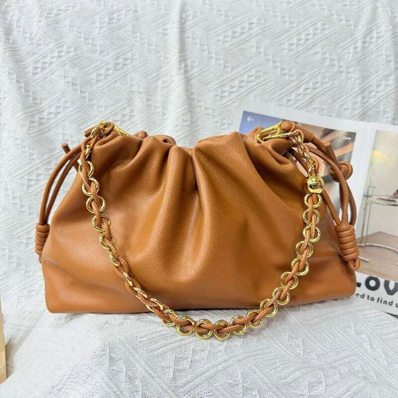 Luxury Leather Ruched Cloud Women Drawstring Design Soft Shoulder Bag With Gold Chain Strap Casual Commute Crossbody Handbag