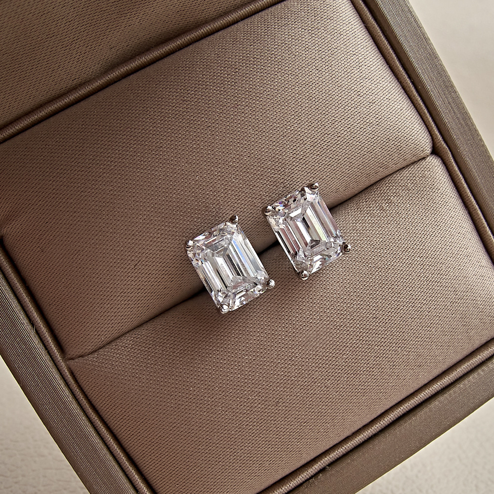 Pure 100 925 Sterling Silver Elegant Luxury Jewelry Emerald Cut White Moissanite Diamond Solitaire Party Women Wedding Stud Earring For Christmas gift