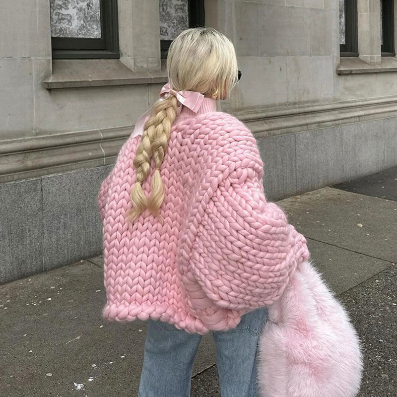 2024 Winter French Pink Short Coat with a Chic n for Women Super Stylish and Sophisticated 240907