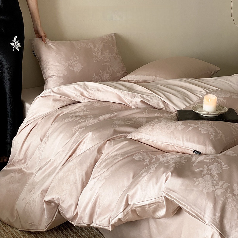 100-thread-count luxury jacquard four-piece set: 100% cotton, Class A duvet cover, brushed fabric for autumn and winter 2