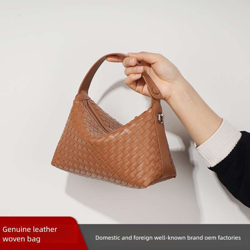 New Niche Cowhide Quilted Single Shoulder Crossbody Bag High End Genuine Leather Woven Handbag Luxury Designer Fashion Daily Casual Ladies Shoulder Ba