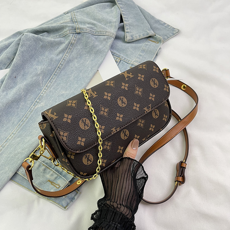 designer luxury Premium Small for Women 2026 New Fashionable Crossbody Handbag Exquisite Shoulder Bag