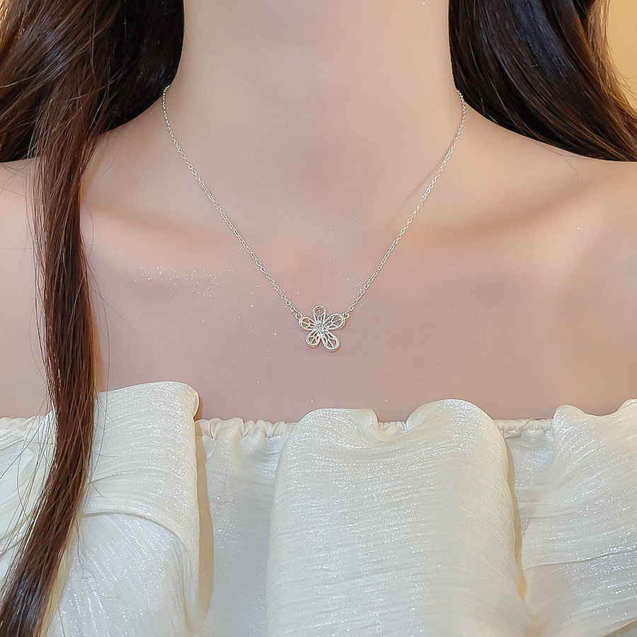 Hollow floral necklace for women, simple, fashionable, sweet, delicate, elegant collarbone chain, ins-style unique choker - view 5