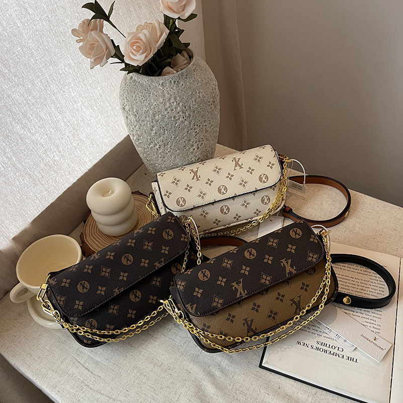 designer luxury Premium Small for Women 2026 New Fashionable Crossbody Handbag Exquisite Shoulder Bag