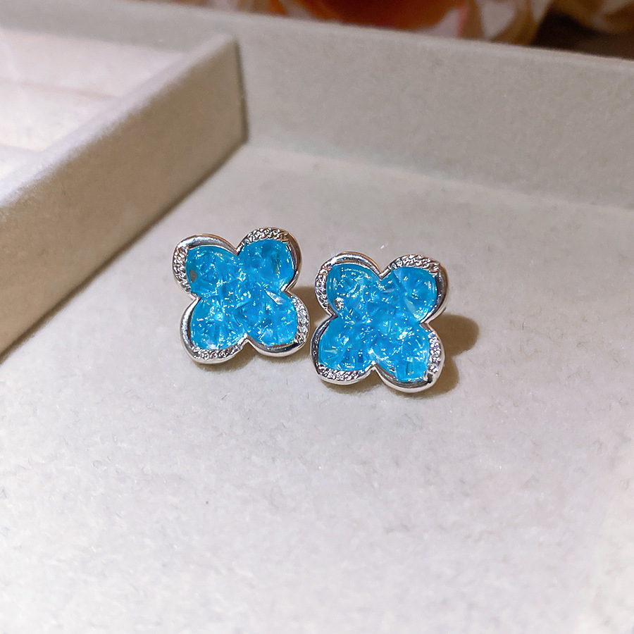 Silver Needle Clover Flower for Women 2026 New Popular Light Luxury High-End Earrings with Unique Design - view 7