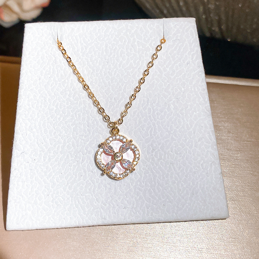 Zirconia Clover Flower Pendant Necklace, Exquisite, Fashionable, Elegant Clavicle Chain, Light Luxury, High-end Neck Chain for Women - view 9