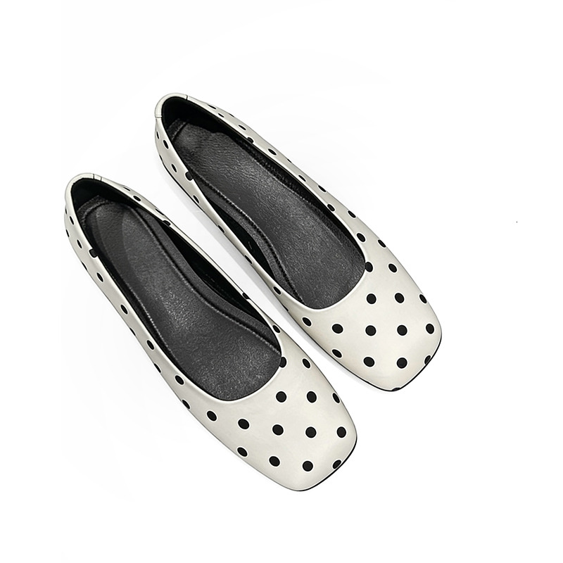 Soft leather version~polka dot single shoes, women's shallow toe, 2026 spring new item, versatile Mary Jane ballet shoes, flat shoes