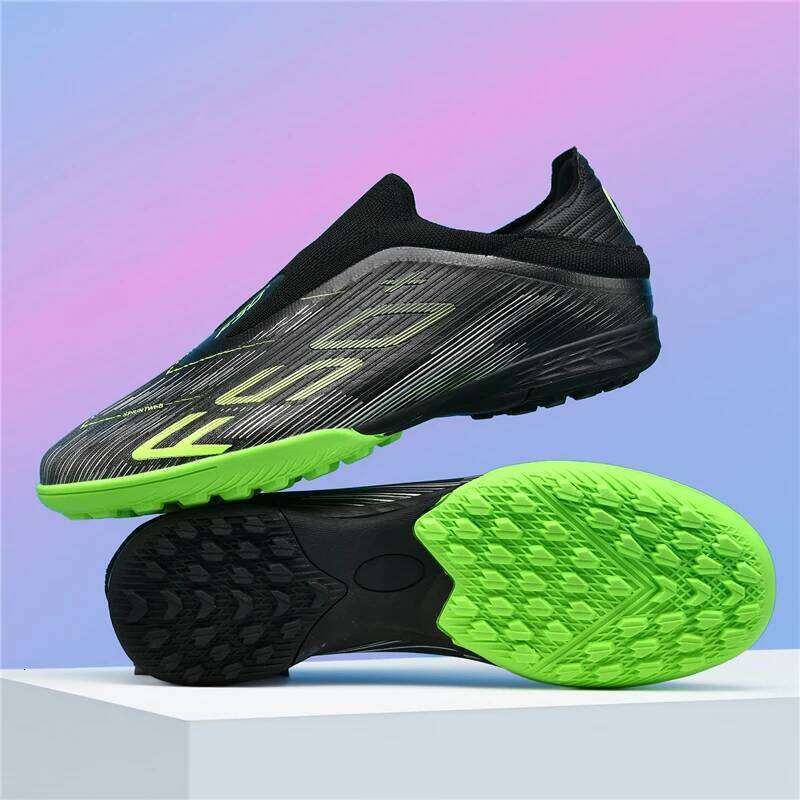 New Men Soccer Shoes Grass Cleats Futsal Comfortable Turf Football Boots Sports Ultralight Fg Non Slip Indoor Adult Non-Slip 26Y0513