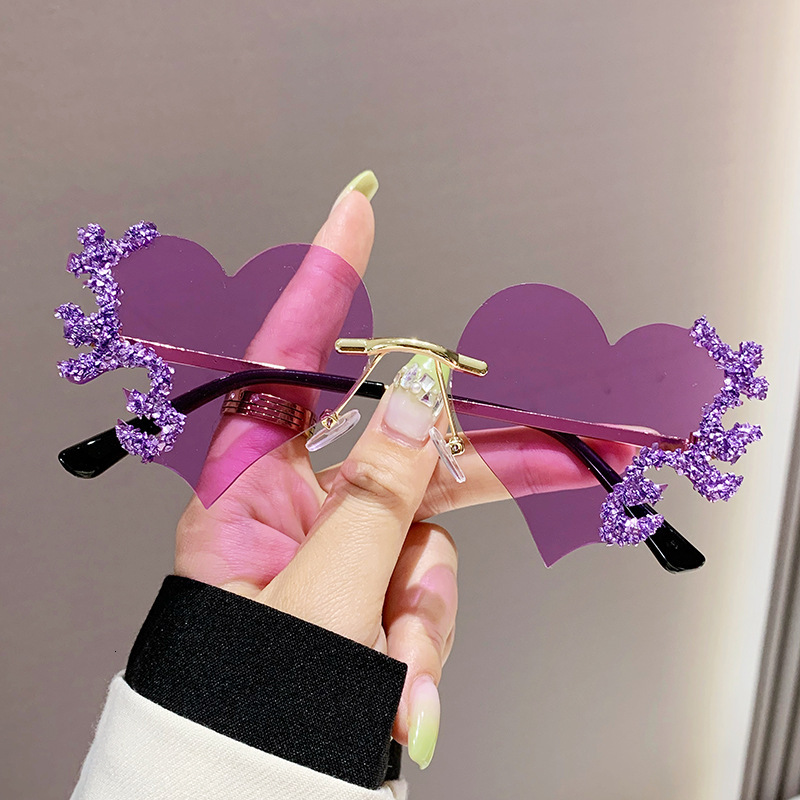2026 Designer Sunglasses Personalized Diamond Inlaid Sunglasses Exaggerated Heart shaped Teardrop Sunglasses Women's Water Diamond High end Sungl