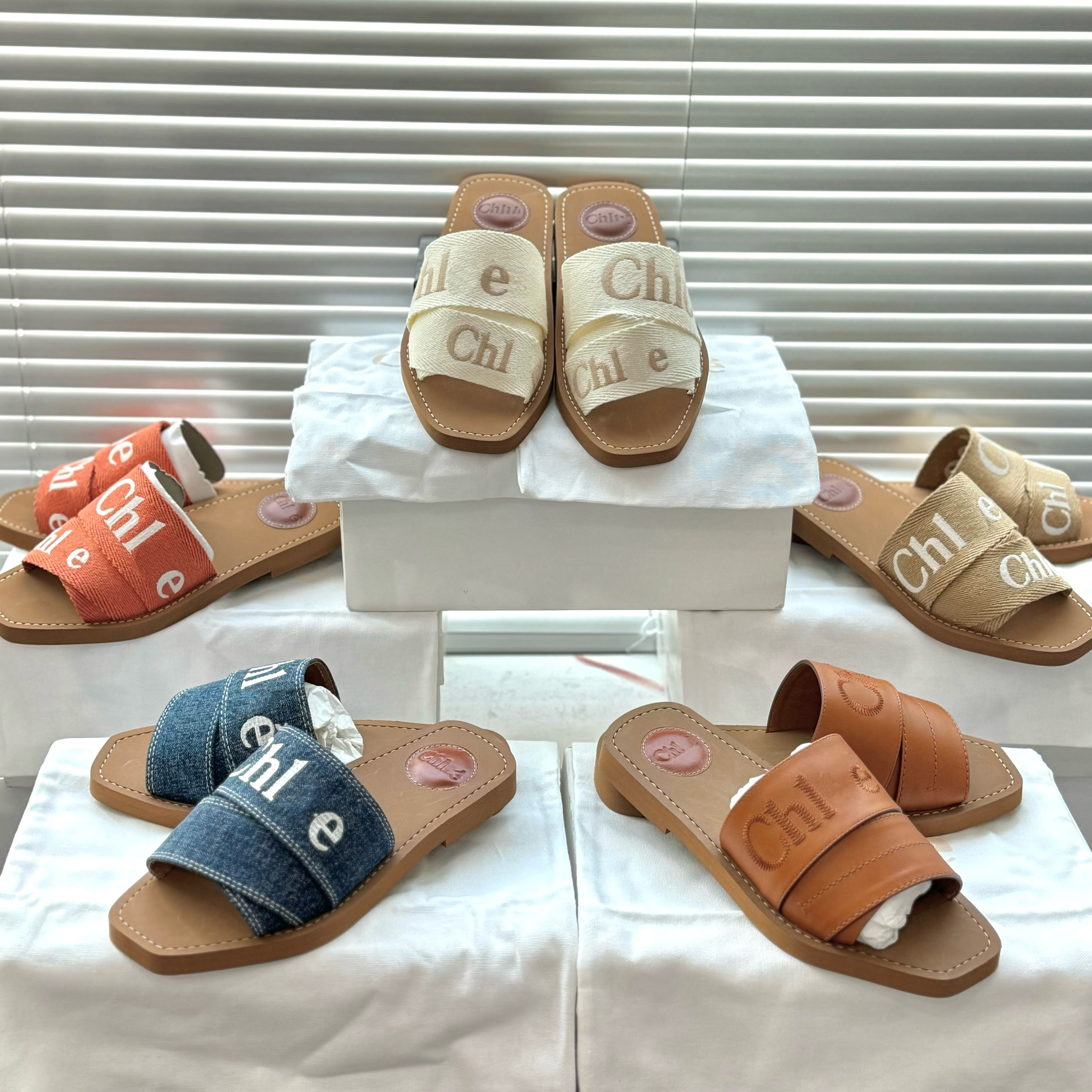 free shipping women slippers woody designer sandals slides canvas sliders summer beach outdoor casual lace travel slippers luxury shoes black whi