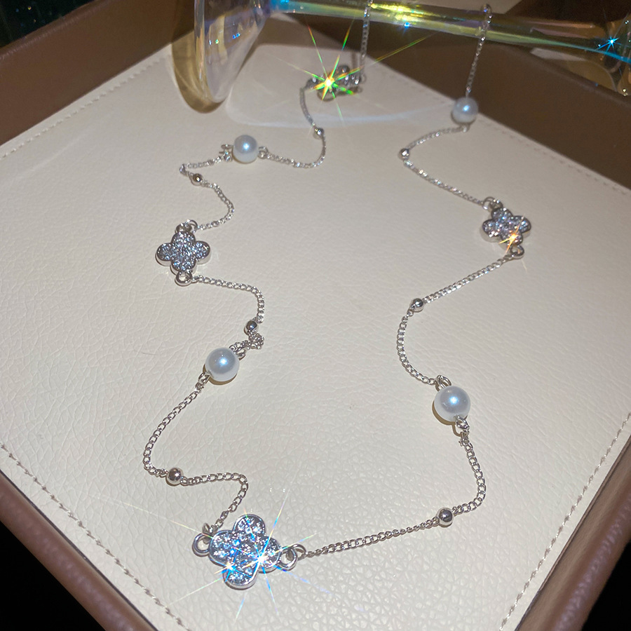 Diamond-studded floral pearl necklace, light luxury high-end feel, sweet style collarbone chain, exquisite and fashionable accessory - view 8