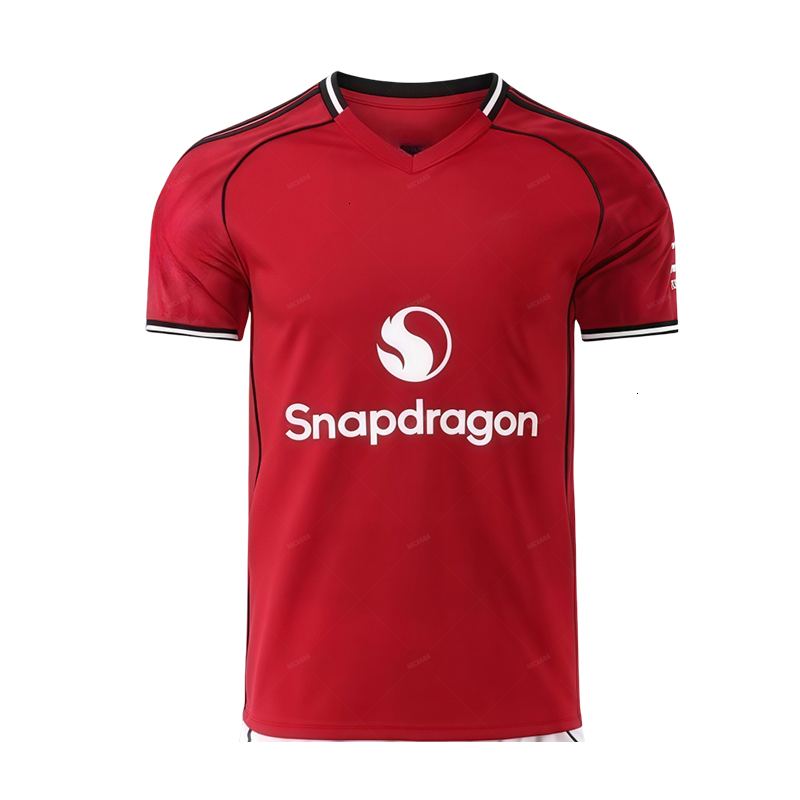 25 26 27 United Retro Soccer Jerseys GARNACHO HOJLUND MARTINEZ YORO football shirt B FERNANDES Football Shirts men kids kits MAINOO ZIRKZEE AMAD train