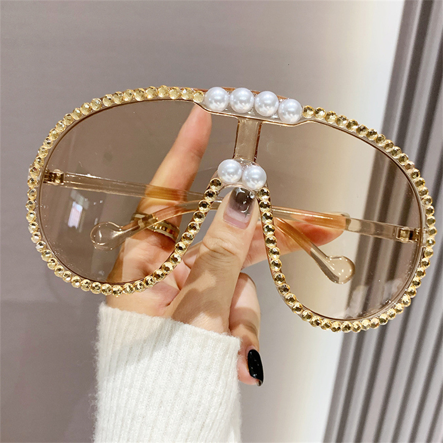 2026 Designer Sunglasses New Cross Border Large Frame Integrated Pilot Sunglasses Inlaid With Unique Diamonds Luxury Fashion Glasses