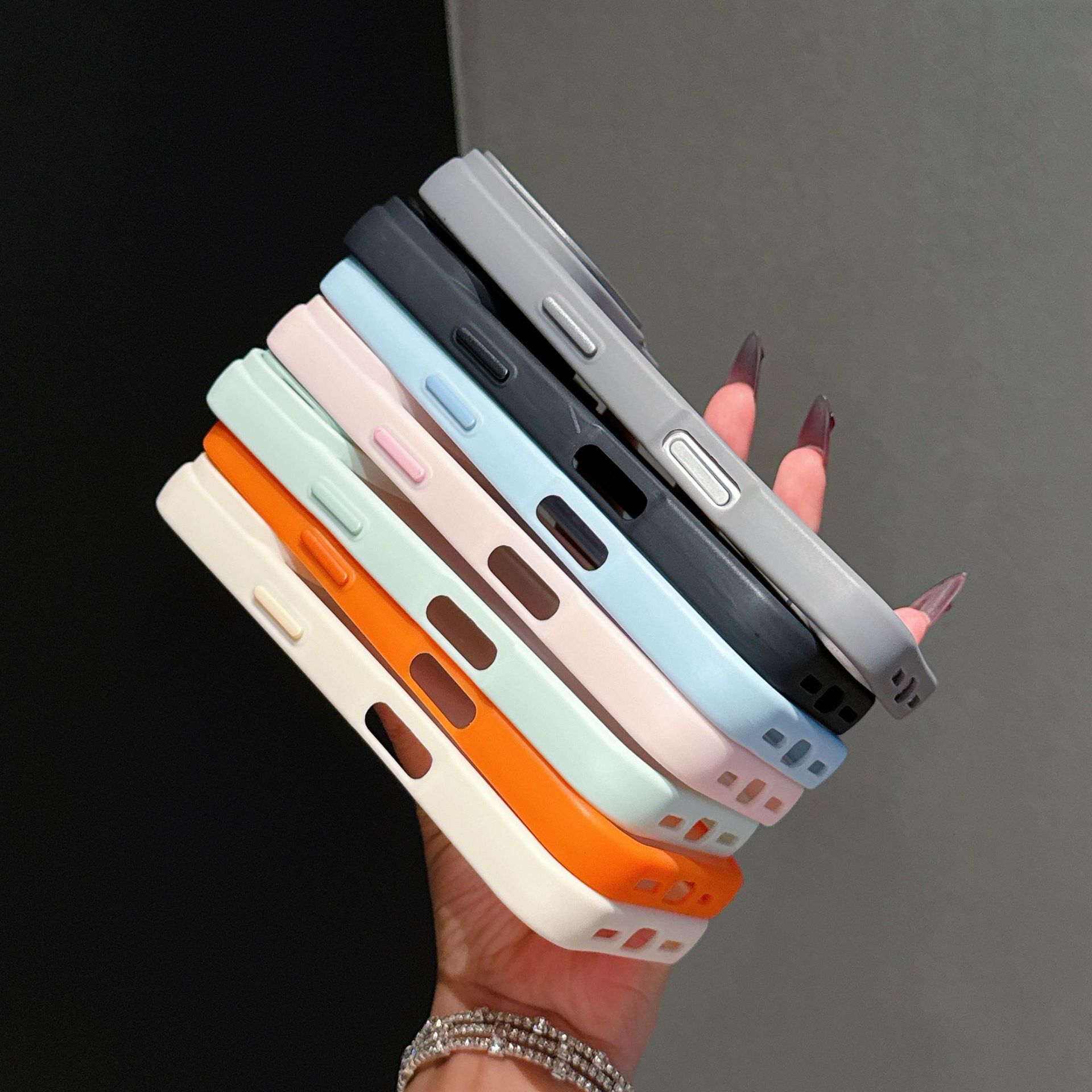 suitable for iPhone lens holder 17 phone case Max groove resin 16 Pro