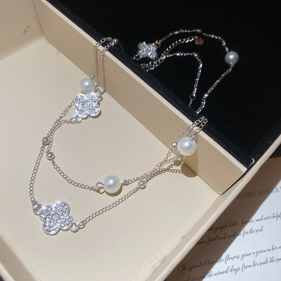 Diamond-studded floral pearl necklace, light luxury high-end feel, sweet style collarbone chain, exquisite and fashionable accessory - view 7