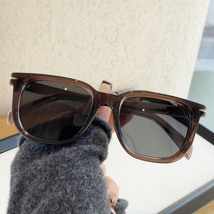 20 Retro Women, TR Frame, Slimming Effect Square And Round Faces, Sun Protection, Polarized Sunglasses For Men, Can Be Fitted With Prescription Lenses