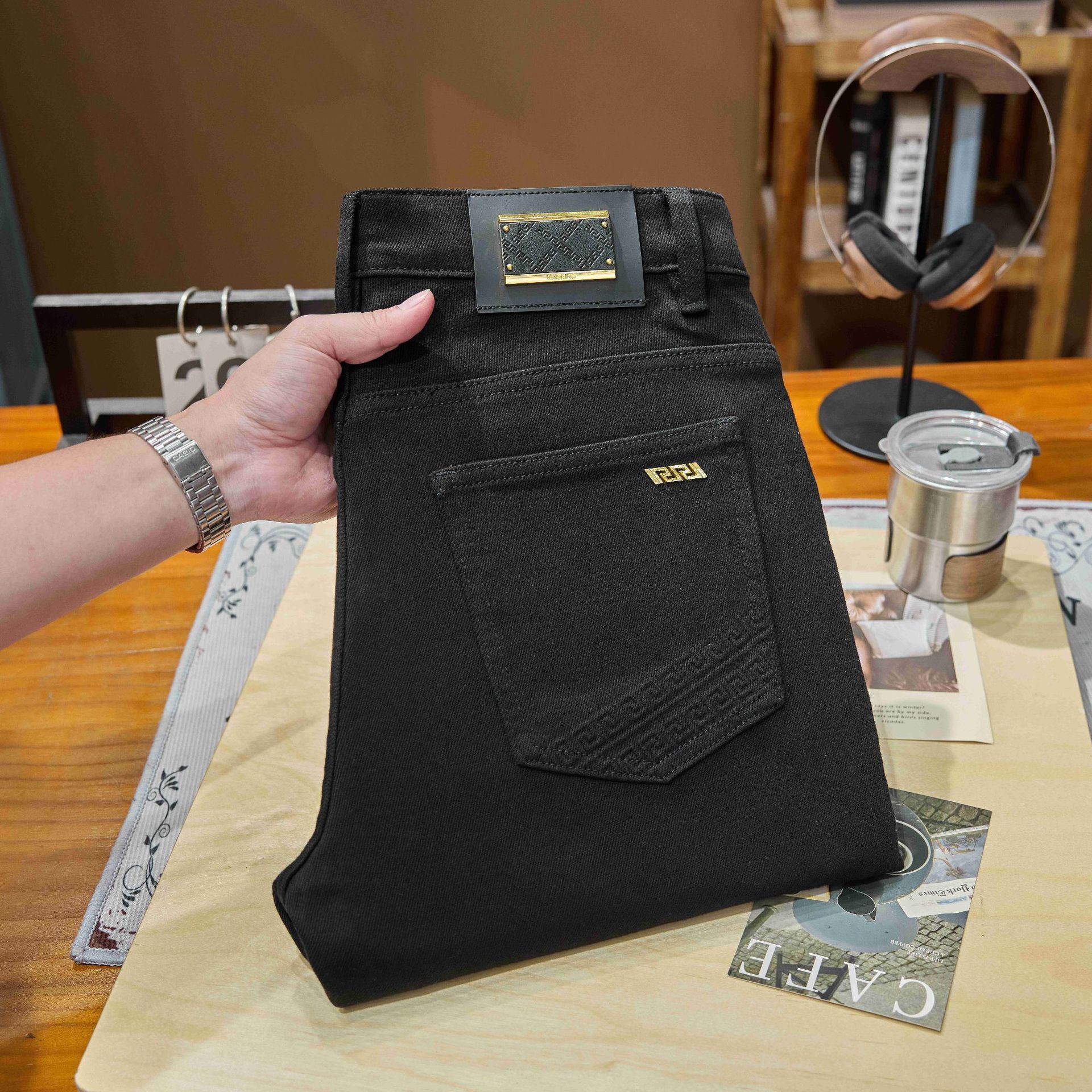 Luxury Designer Men Black Straight Leg Jeans Stretch Denim Pants Slim Fit Business Casual Brand Fashion Streetwear Soft Comfort Long Trousers