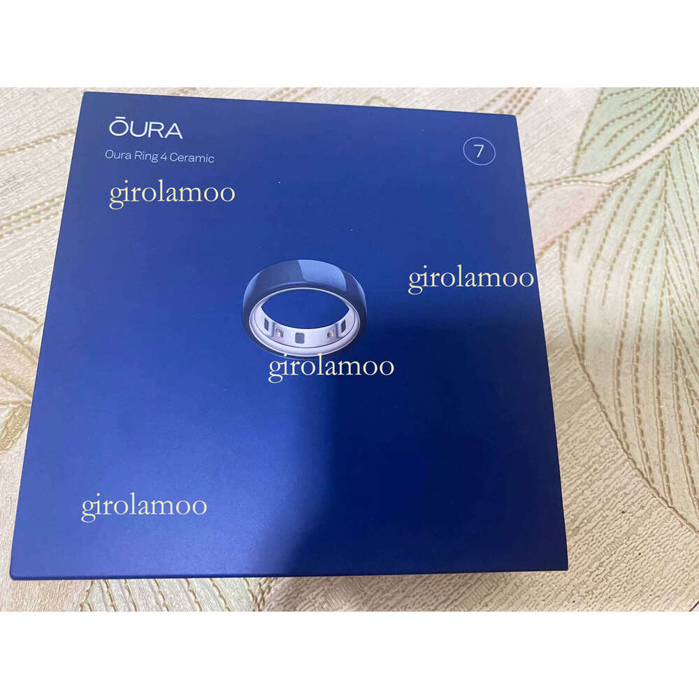 The latest model of smart ring, oura ring 4 ceramic