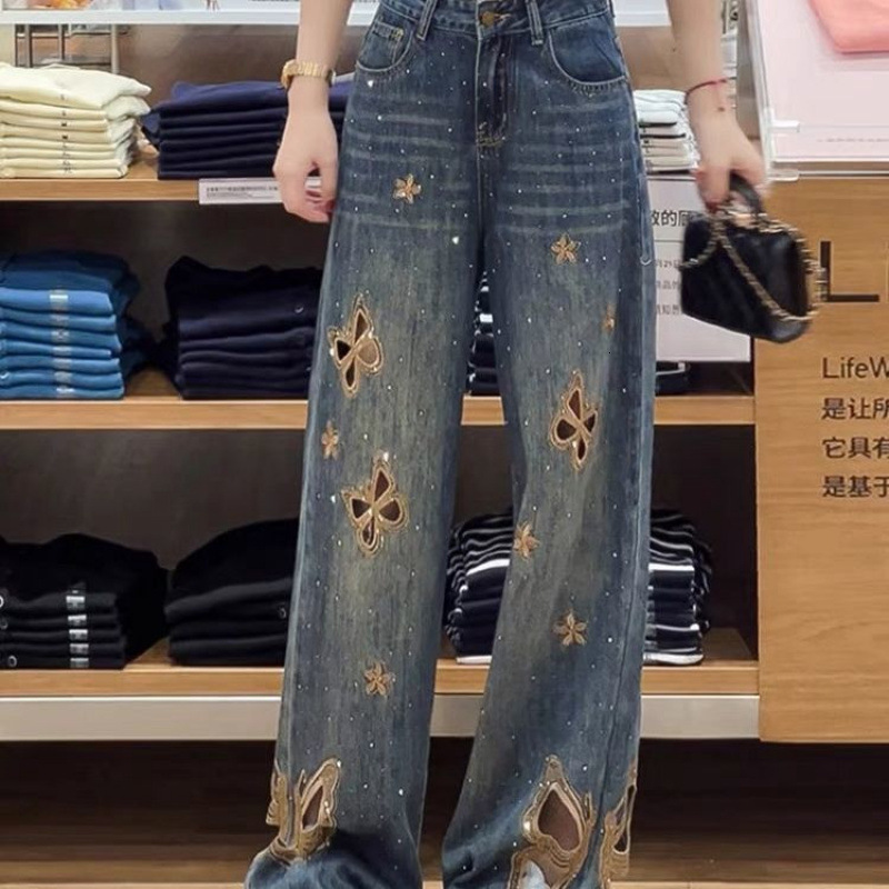 Designer Luxury Women's High Waisted Jeans Summer New Heavy Hollow Embroidery Butterfly Inlaid Diamond Slimming Fashion Trend Outdoor Casual Pant