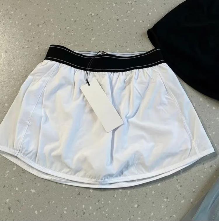 Designer Women Yoga Shorts Summer Gym Wear Anti Exposure Hot Pants Fake Two Piece Sports Quick Dry Breathable Running Fitness Workout Short Pants