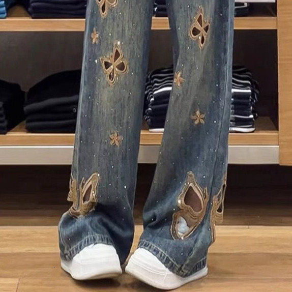 Designer Luxury Women's High Waisted Jeans Summer New Heavy Hollow Embroidery Butterfly Inlaid Diamond Slimming Fashion Trend Outdoor Casual Pant