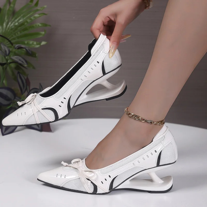 Bow Mary Jane Sport Retro Pointed Toe Shallow Mouth Splice Surface Suspension Heel AntiSlip WearResistant High Heels 260514
