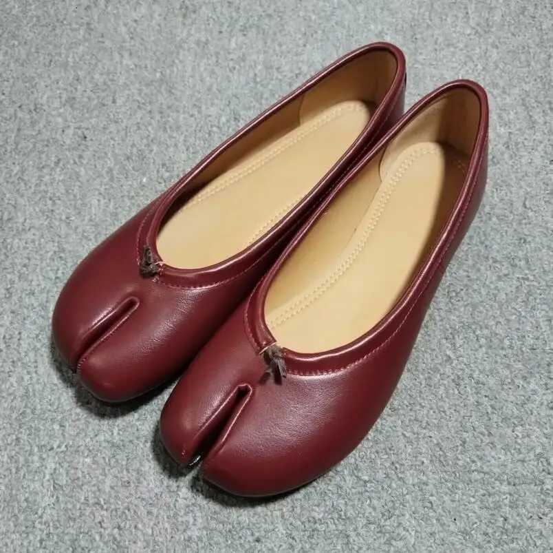 New Soft Leather Split Toe Women Tabi Ballet Flats Spring Autumn Comfortable Walking Lazy Loafers Casual Girls Dance Shoes X260514