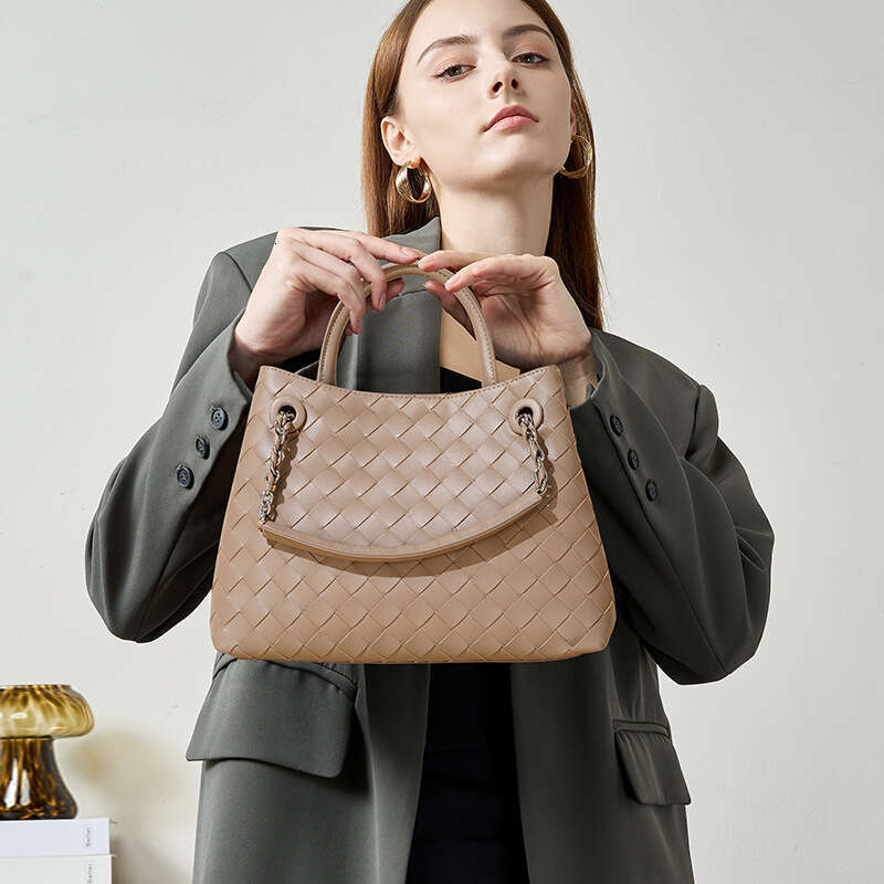Niche Luxury Genuine Leather Handwoven Shoulder Bag Large Capacity High End Office Commuter Cross Border Daily Travel Women Handbag SENYY