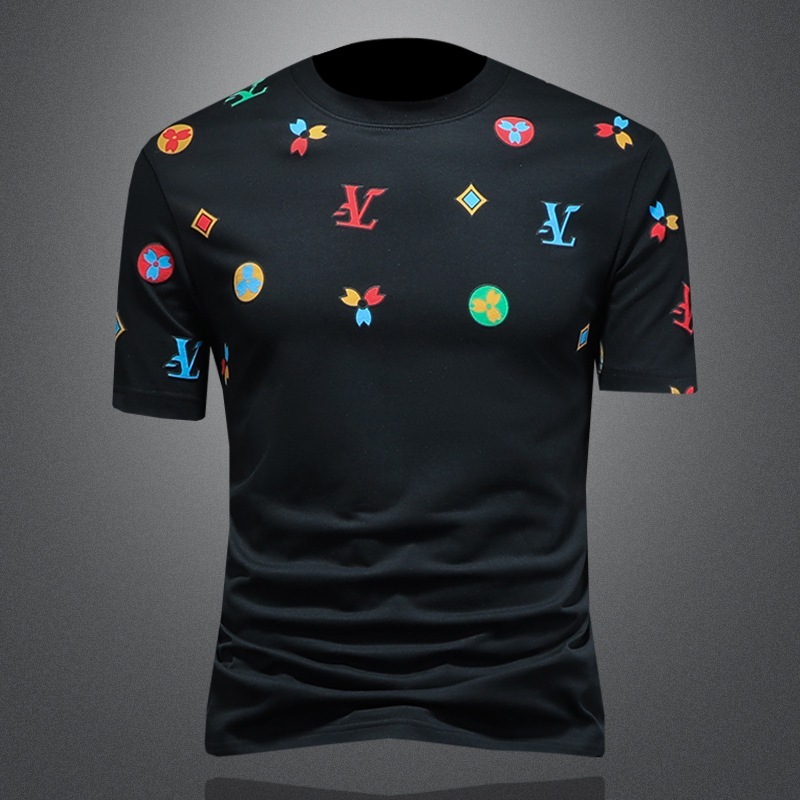 European men's short-sleeve T-shirt, 2026 summer embroidered round-neck loose-fit half-sleeve tee, direct from the manufacturer