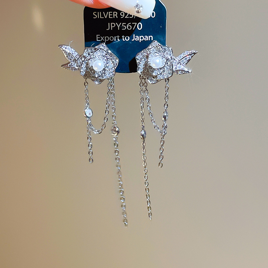 S925 plated sterling silver butterfly asymmetric earrings, simple and elegant high-end ear jewelry - view 8