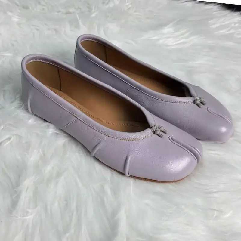 New Soft Leather Split Toe Women Tabi Ballet Flats Spring Autumn Comfortable Walking Lazy Loafers Casual Girls Dance Shoes X260514