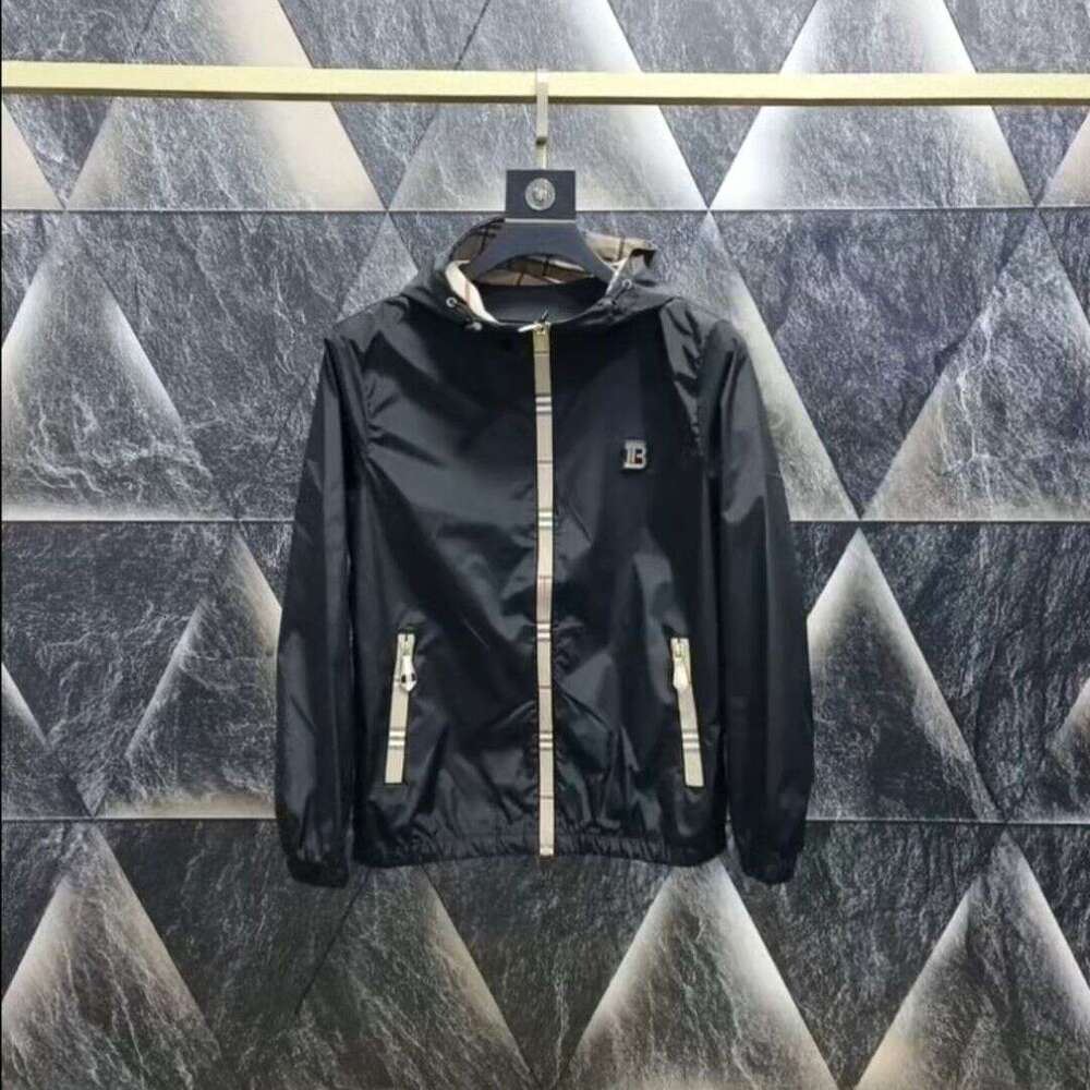 Summer Luxury Men's Trendy Sun Protection Jacket 2025 New Fashionable Casual Versatile Slim-Fit Hooded Coat