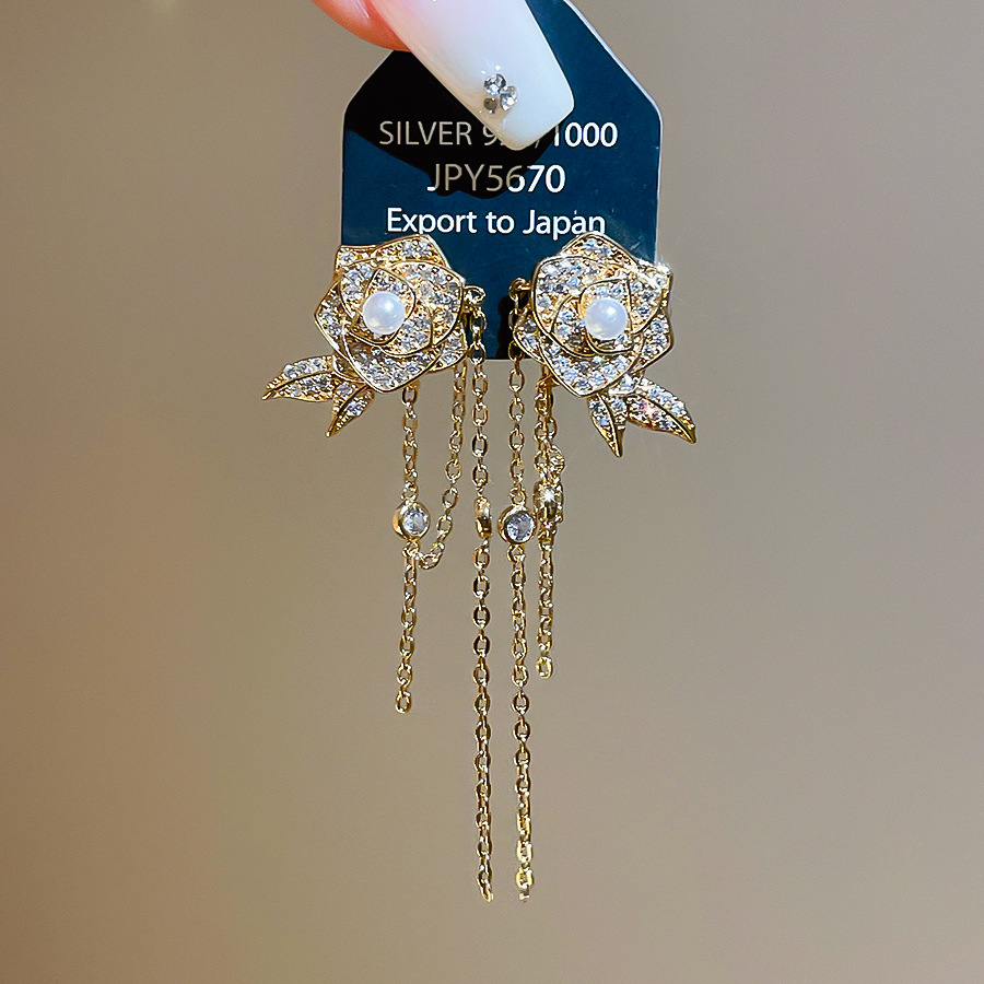 S925 plated sterling silver butterfly asymmetric earrings, simple and elegant high-end ear jewelry - view 7