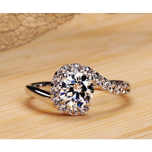 Direct Selling Various Styles Handmade 18K Solid Gold Romantic 1.0CT Round Diamonds Moissanite S925 Sterling SILVER Halo Women Wedding Rings Jewelry