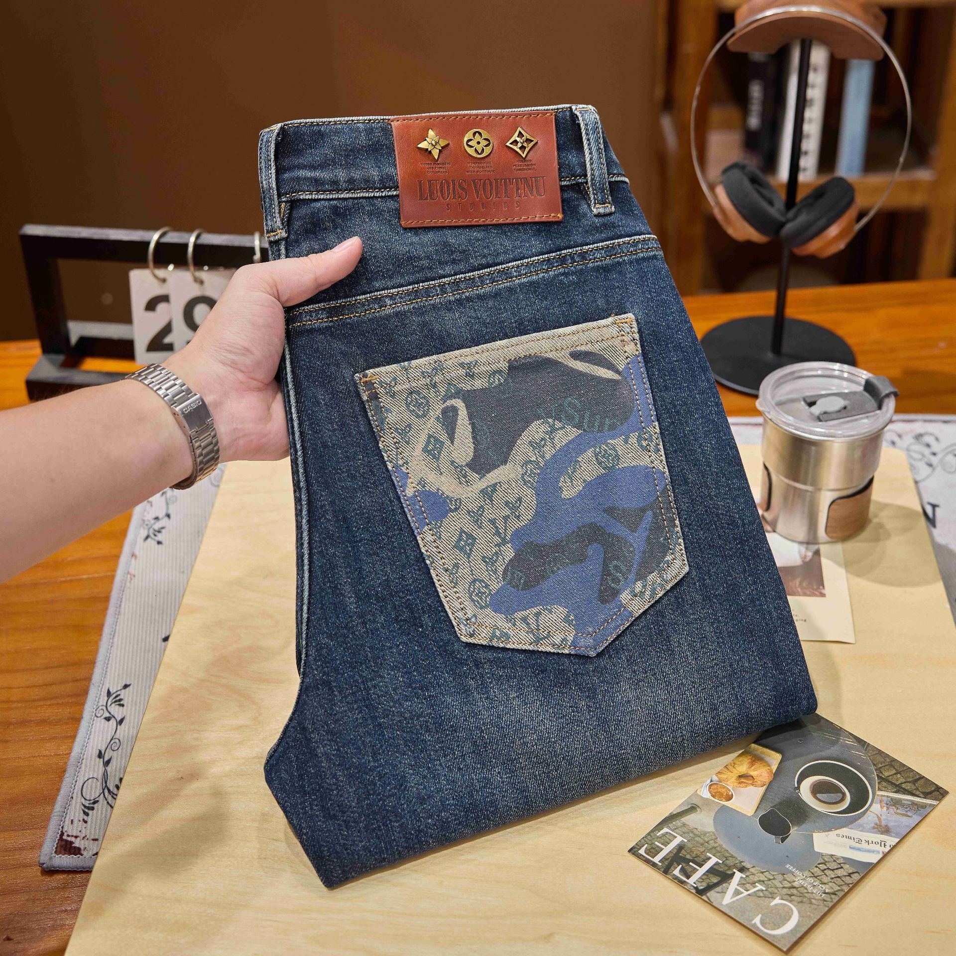 Luxury Brand Designer Men Dark Blue Jeans 2026 New Summer Slim Fit Elastic Denim Pants Camouflage Patchwork Pocket Fashion Male Long Trousers Skinny D