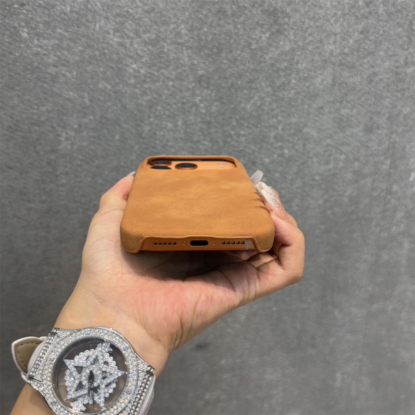 Suitable for Apple 17 phone case, sheepskin texture, semi-cover magnetic retro leather iPhone 16 hard protective case 12