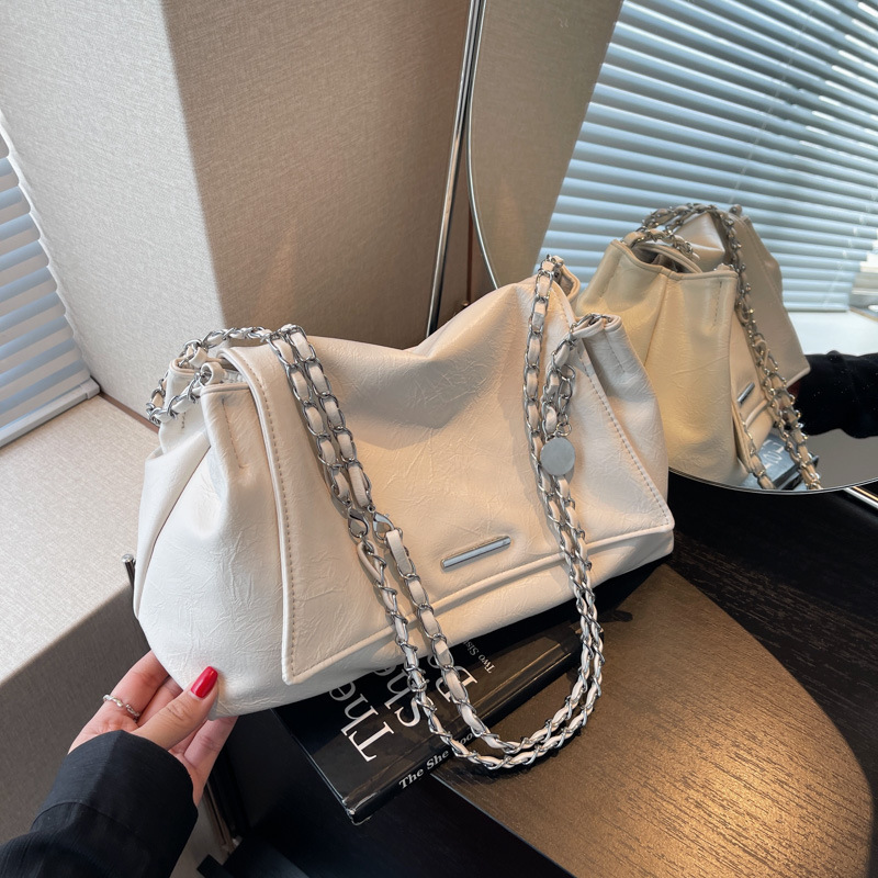 Sophisticated Plus Size Designer Tote Modern Crossbody Purse Ideal for Everyday Use