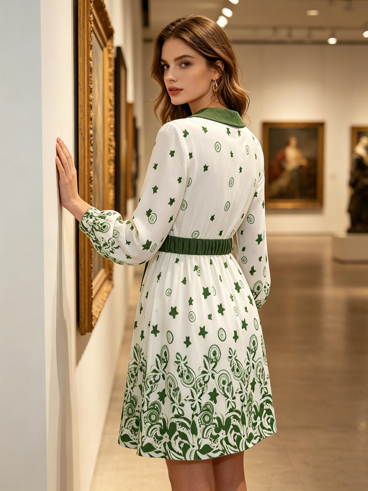 Spring and Autumn Luxury Style Color-Contrasting Patchwork Floral Dress - High-Waisted Metal Clasp Belt Long-Sleeved Vacation Date Dress