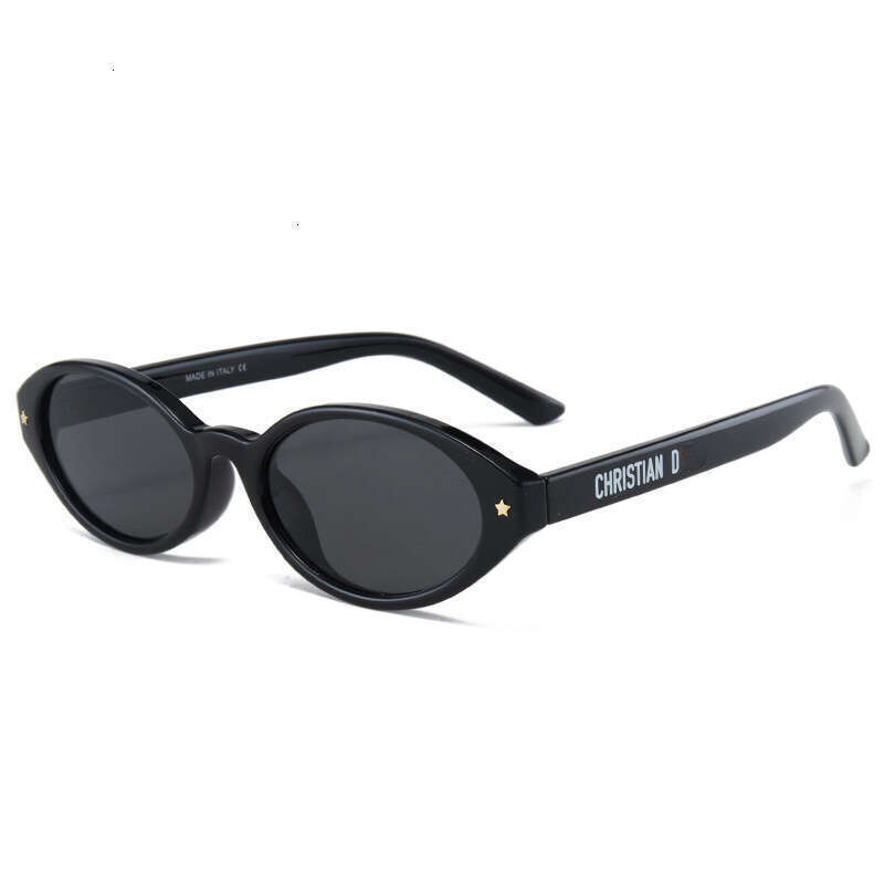 Designer Fashion Retro Oval Frame Men and Women Sunglasses Street Style Party Trendy Sunglasses