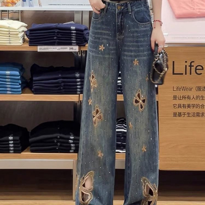 Designer Luxury Women's High Waisted Jeans Summer New Heavy Hollow Embroidery Butterfly Inlaid Diamond Slimming Fashion Trend Outdoor Casual Pant