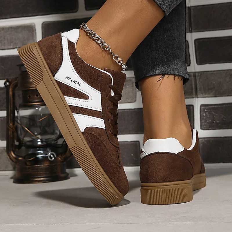 Faux Suede Brown Platform Sneakers Women 2026 Spring Non Slip Flat Heels Casual Walking Shoes Woman Thick Sole Vulcanize Shoes X260514