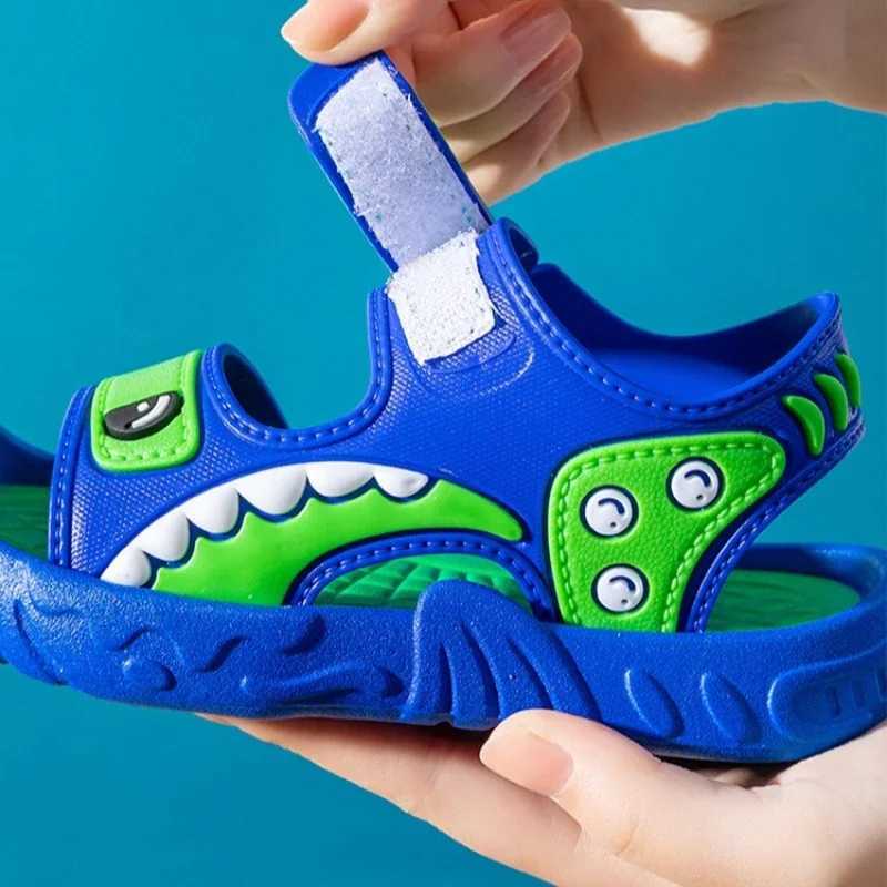 Breathable Sport Boys Sandals Summer Cartoon Beach Boy Shoes with Soft Sole Non-Slip Design Comfortable Casual Kids SandalsT260515