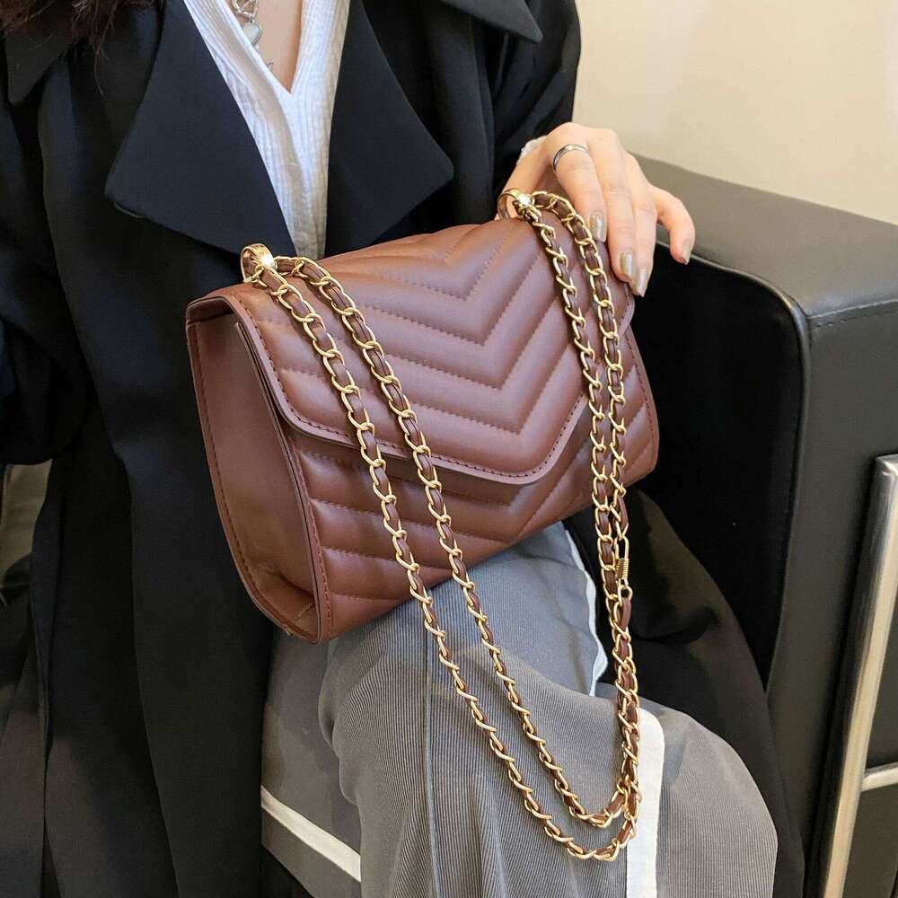 New chain for women, casual small square with textured stitching, Korean-style shoulder bag, fashionable and versatile women's bag