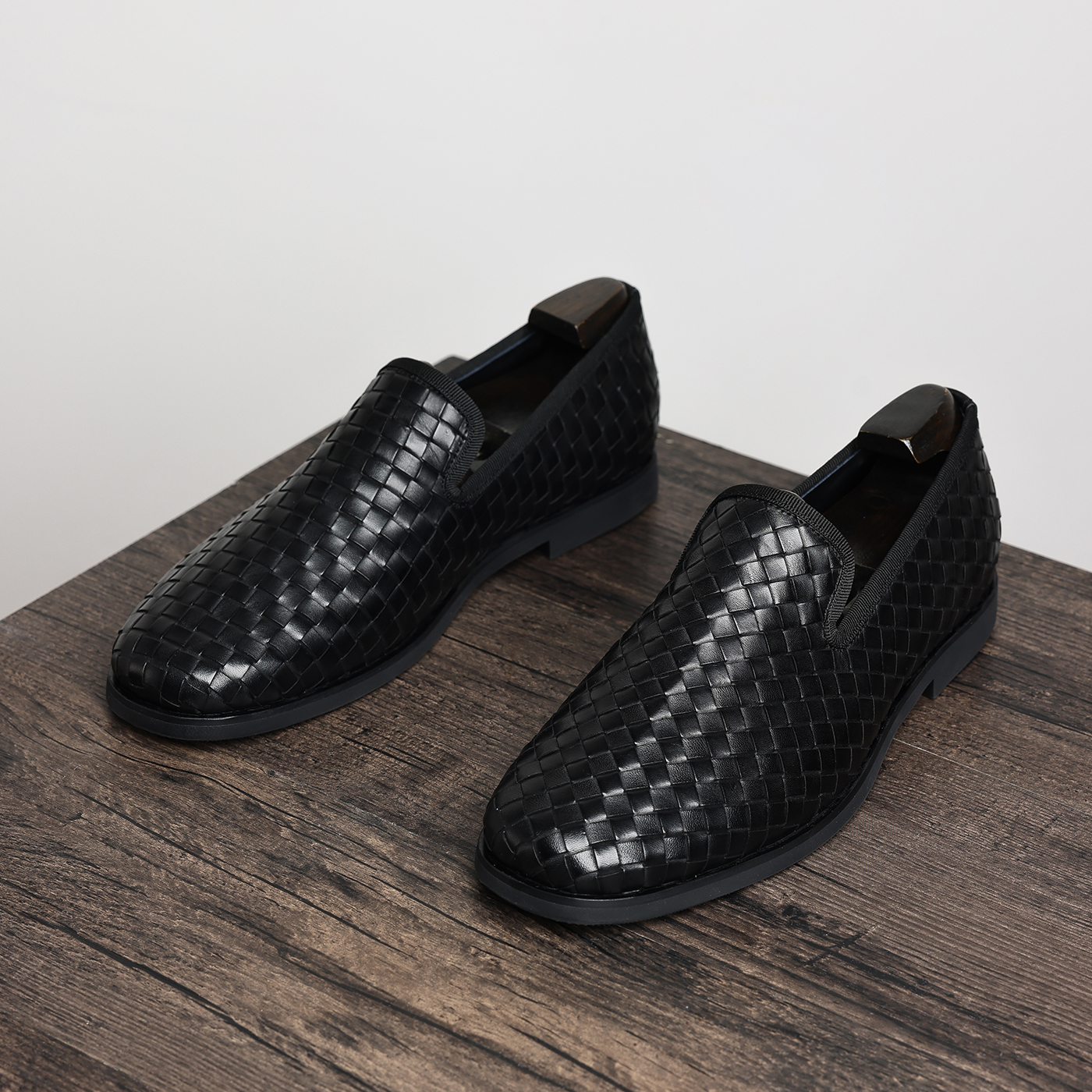 Men's Black Woven Leather Loafers Slip On Business Casual Dress Shoes Breathable Formal Office Shoes For Men