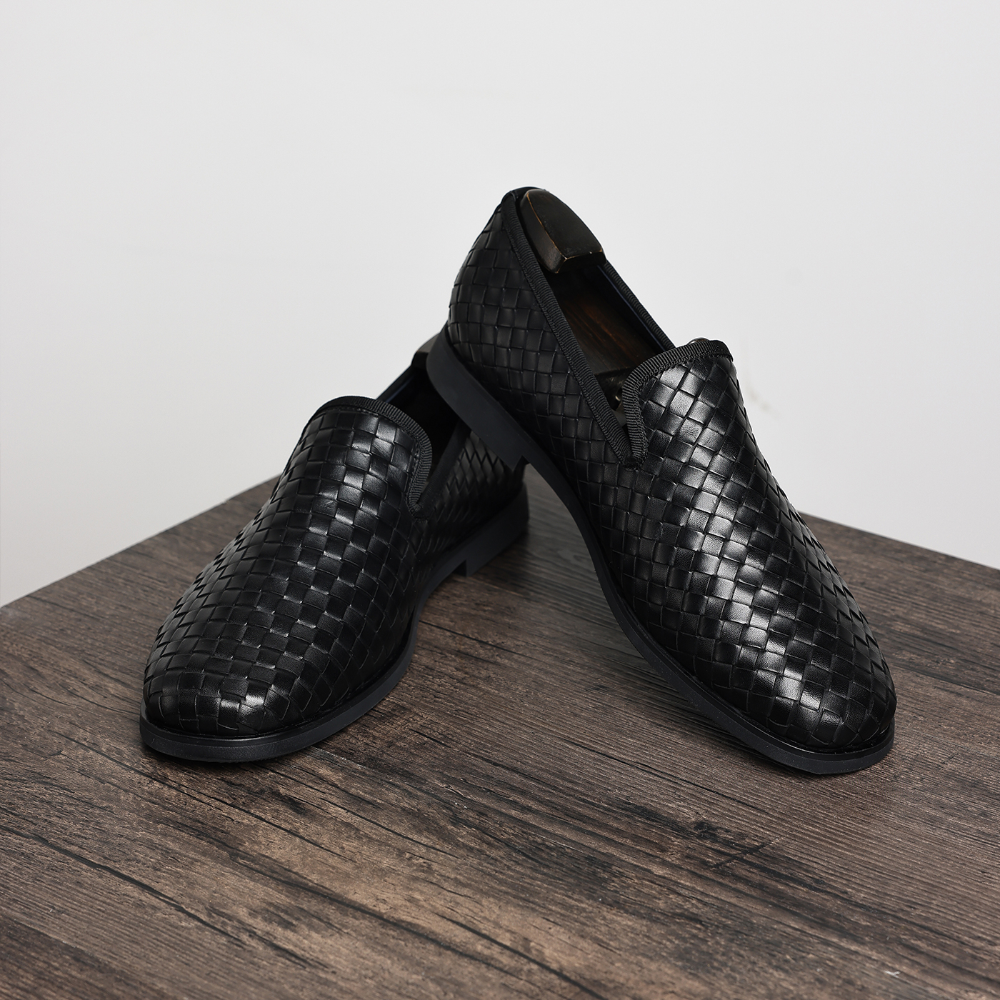 Men's Black Woven Leather Loafers Slip On Business Casual Dress Shoes Breathable Formal Office Shoes For Men