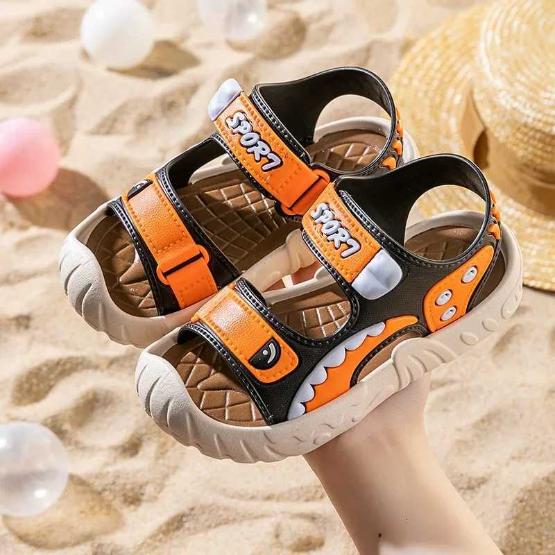 Breathable Sport Boys Sandals Summer Cartoon Beach Boy Shoes with Soft Sole Non-Slip Design Comfortable Casual Kids SandalsT260515