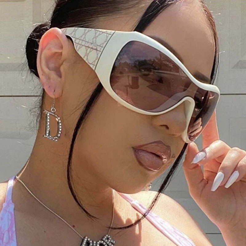 Luxury brands designer 2026 New Unisex Trendy Y2K Shield Sunglasses Oversized One-Piece UV400 Anti-UV Wraparound Streetwear Sport Shades for Men Women