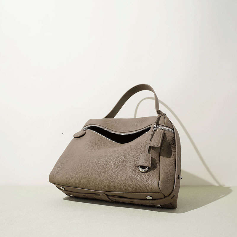 Top Layer Cowhide Women Crossbody Bag New Zipper Design Genuine Leather High End Large Capacity Versatile Daily Fashion Handbag SENYY
