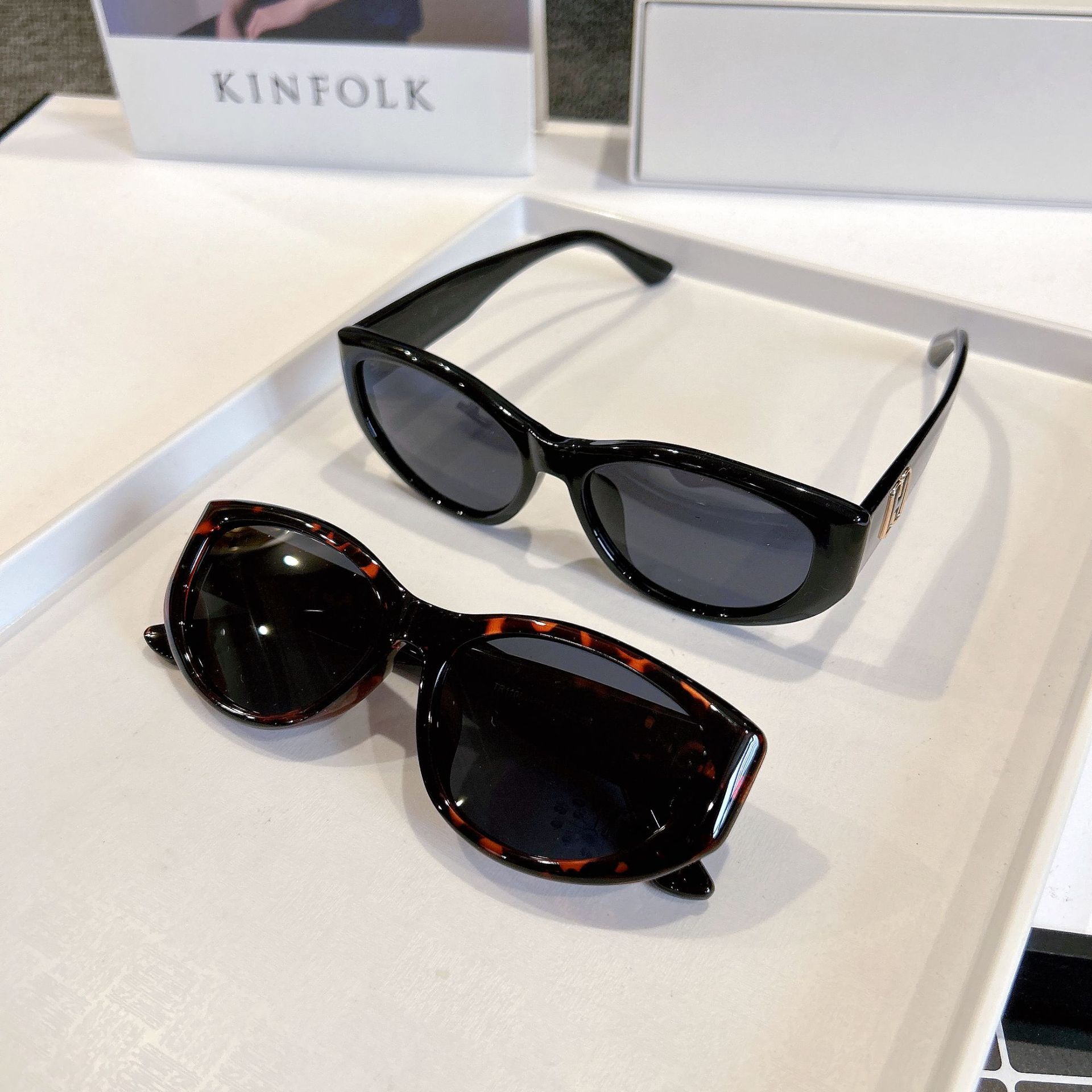 Luxury brands designer 2026 New Womens Korean Style Cat-Eye Sunglasses Small Frame TR Polarized UV400 Anti-UV with H Letter Logo Streetwear Shades for